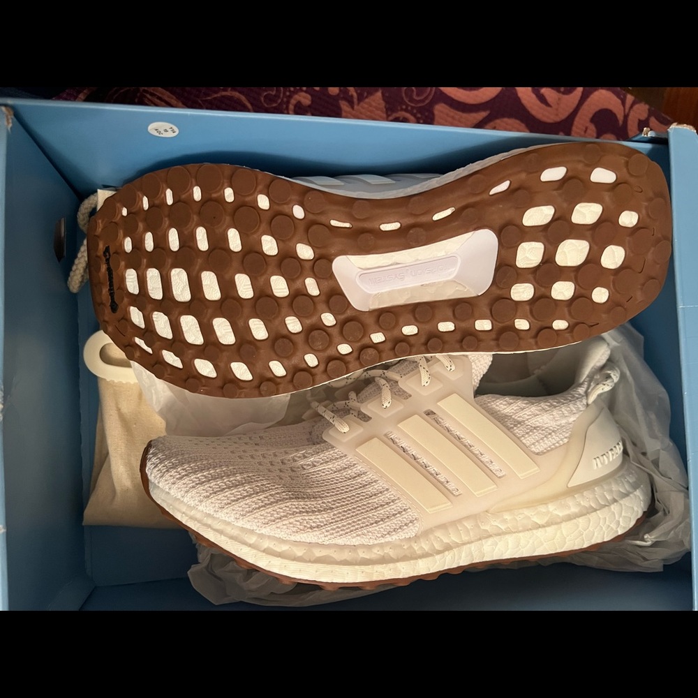 IVP Ultra Boost OG